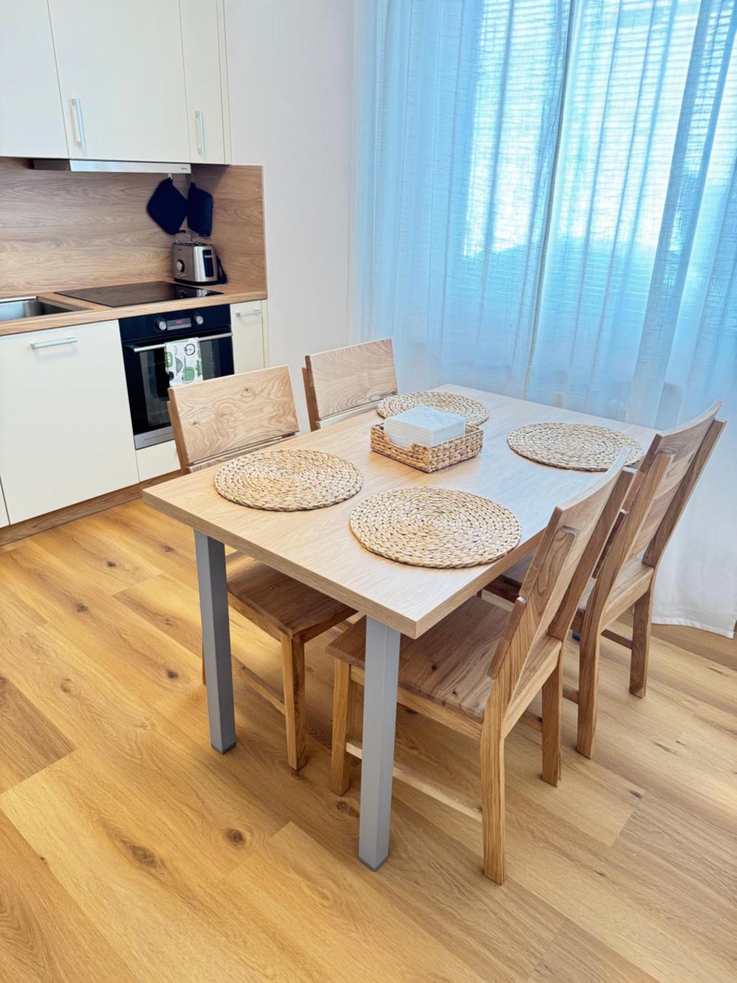 Riverside Apartment Praha Extérieur photo