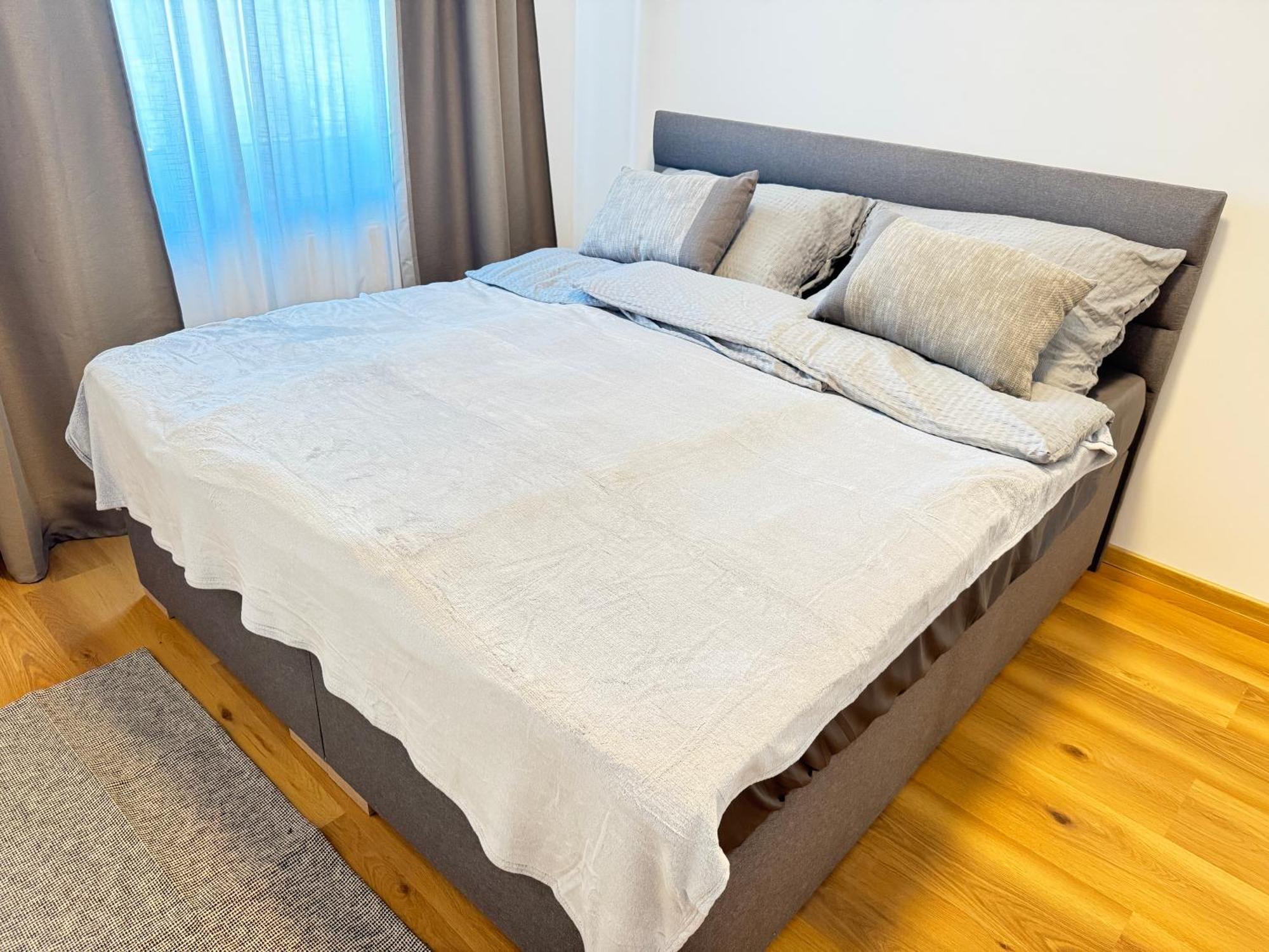Riverside Apartment Praha Extérieur photo